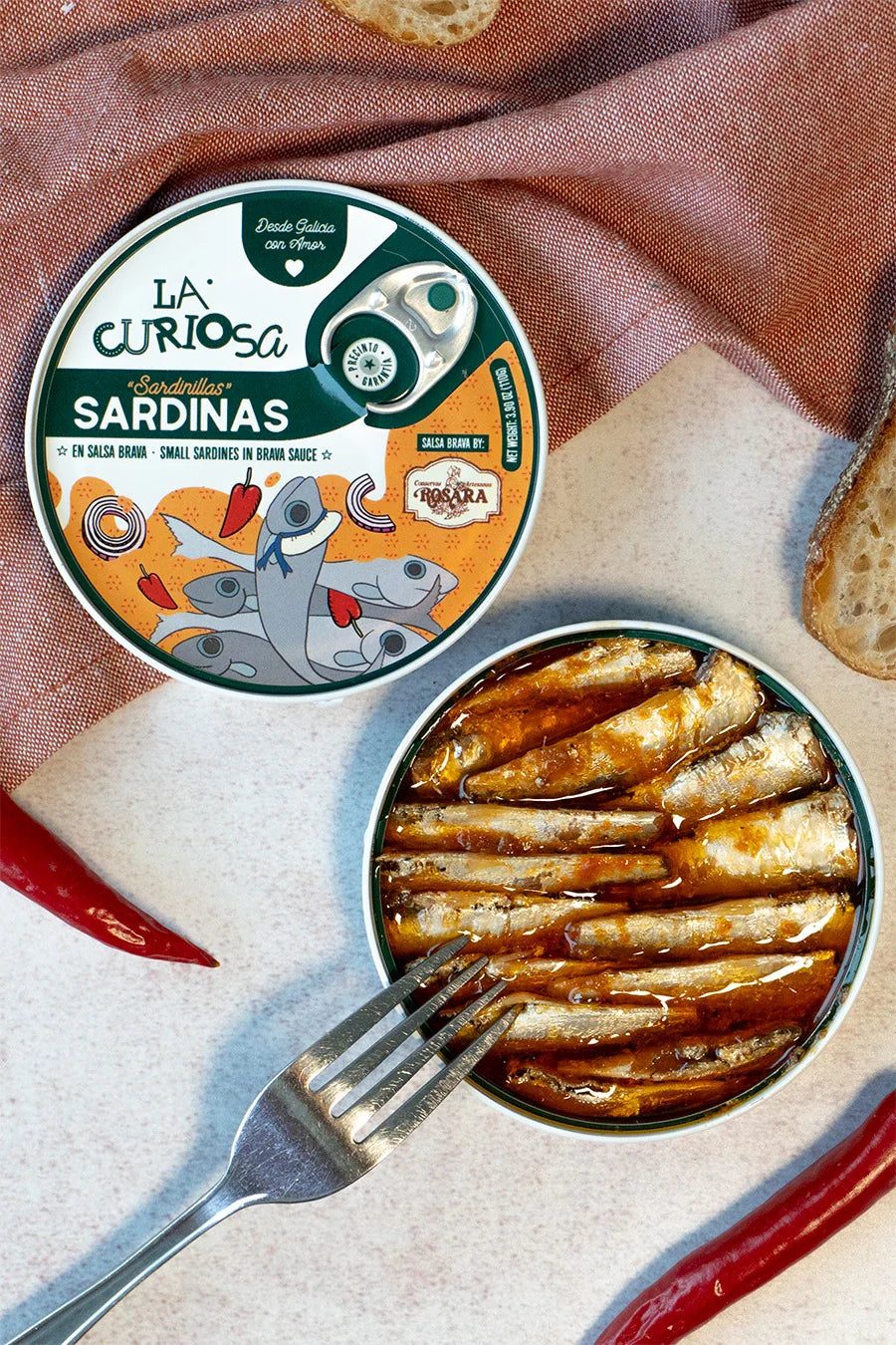 La Curiosa Petites SardInes en Sauce Brava