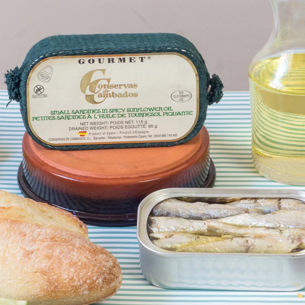 Conservas Cambados Gourmet - Spicy Small Sardines in Sunflower Oil